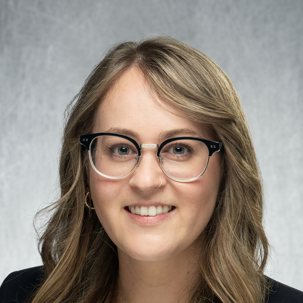 Madison Wahlen Professional Headshot